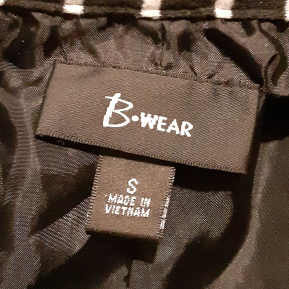 Jacket - Picture 3 of 3